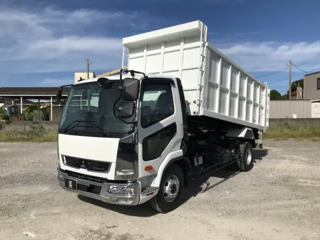 三菱 ファイター 2KG-FK72F(2WD)の写真1