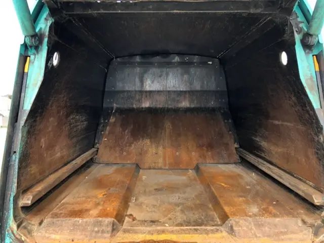 日野 デュトロ 2RG-XZU605X(2WD)の写真32