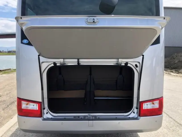 トヨタ コースター 2WG-GDB110(2WD)の写真5