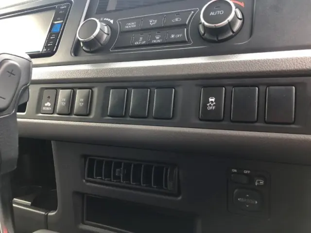 トヨタ コースター 2WG-GDB110(2WD)の写真13