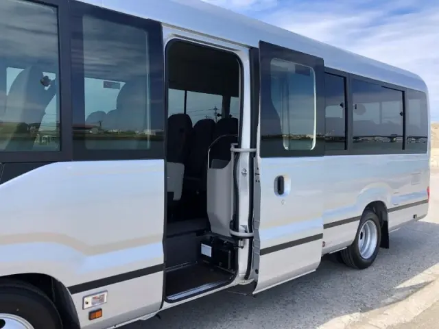 トヨタ コースター 2WG-GDB110(2WD)の写真15