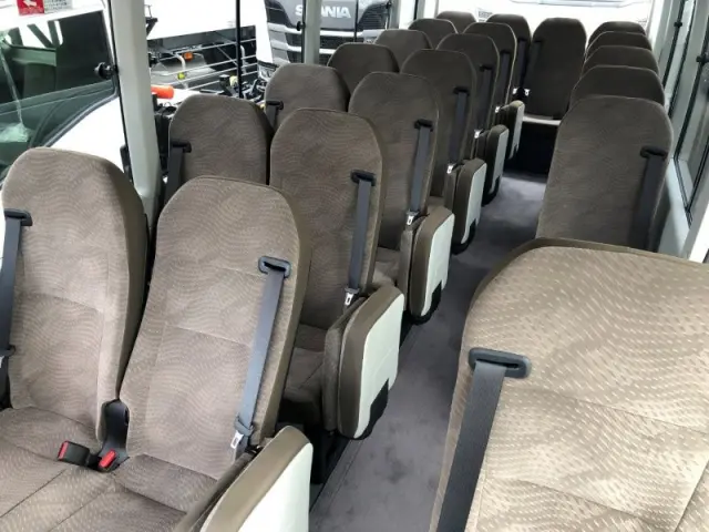 トヨタ コースター 2WG-GDB110(2WD)の写真23