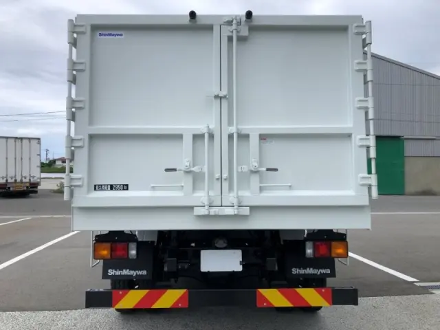 三菱 ファイター 2KG-FK72F(2WD)の写真7