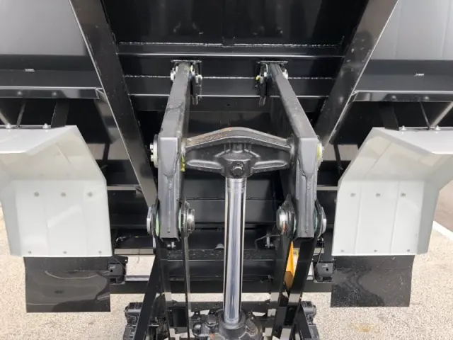 三菱 ファイター 2KG-FK72F(2WD)の写真37