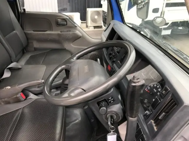 マツダ タイタン TKG-LKR85AD(2WD)の写真8