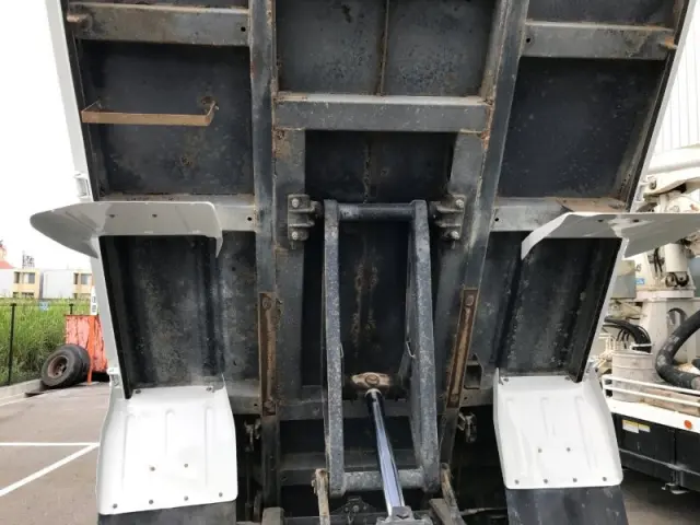 マツダ タイタン TKG-LKR85AD(2WD)の写真26