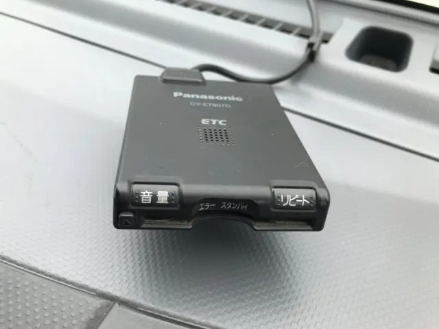 いすゞ エルフ TRG-NPR85AR(2WD)の写真13