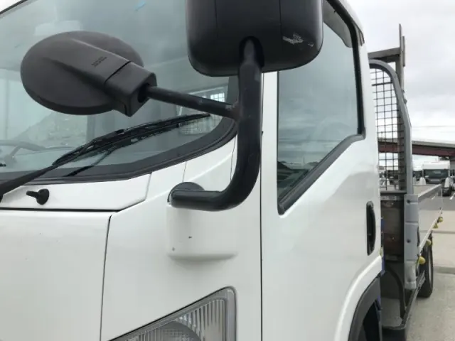 いすゞ エルフ TRG-NPR85AR(2WD)の写真35