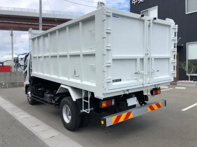 三菱 ファイター 2KG-FK72F(2WD)の写真3