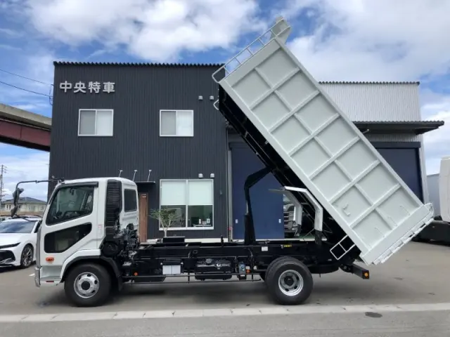 三菱 ファイター 2KG-FK72F(2WD)の写真6