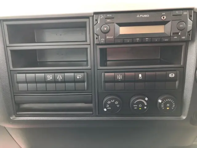 三菱 ファイター 2KG-FK72F(2WD)の写真15
