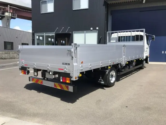 三菱 ファイター 2KG-FK65F(2WD)の写真4