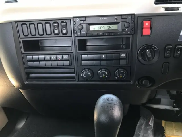 三菱 ファイター 2KG-FK65F(2WD)の写真12