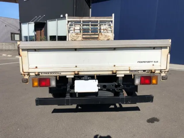 いすゞ エルフ PB-NPR81AR(2WD)の写真6