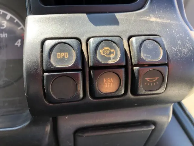 いすゞ エルフ PB-NPR81AR(2WD)の写真14