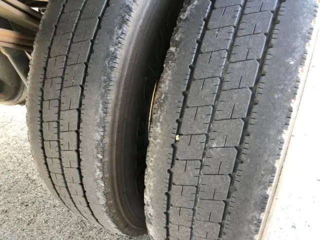 いすゞ エルフ PB-NPR81AR(2WD)の写真22