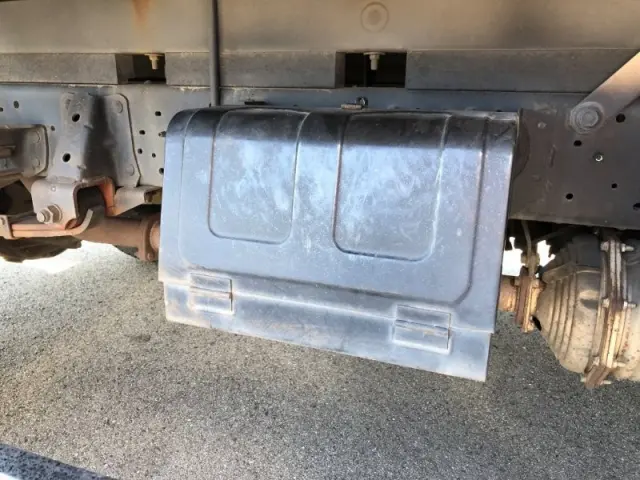 いすゞ エルフ PB-NPR81AR(2WD)の写真33