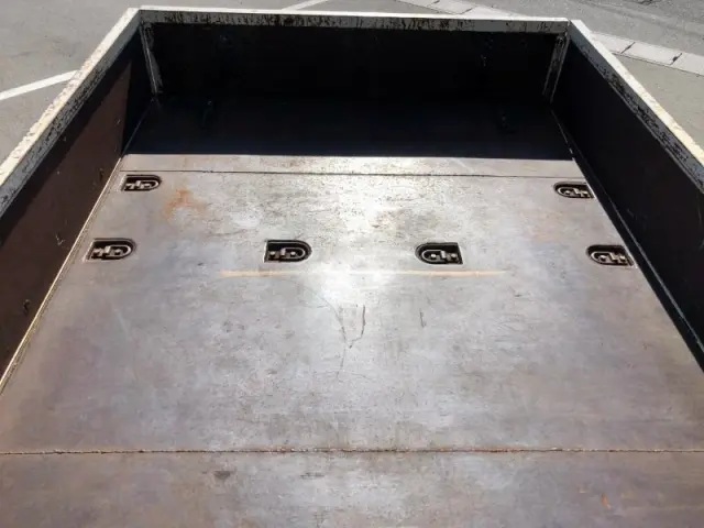 いすゞ エルフ PB-NPR81AR(2WD)の写真36