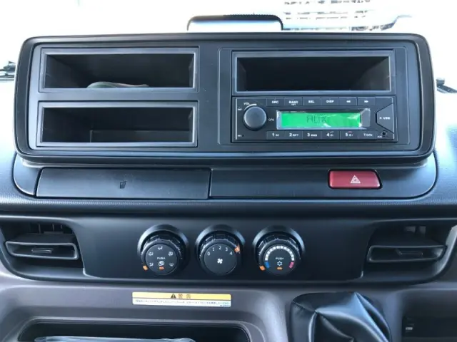 三菱 キャンター 2PG-FEA80(2WD)の写真12