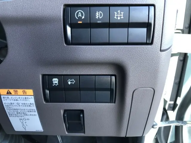 三菱 キャンター 2PG-FEA80(2WD)の写真14