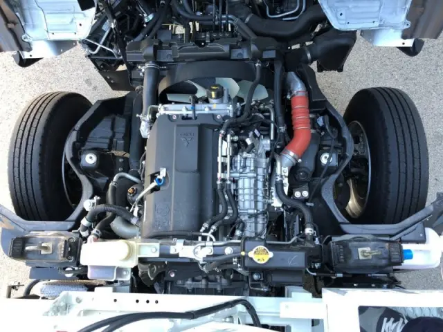 三菱 キャンター 2PG-FEA80(2WD)の写真19