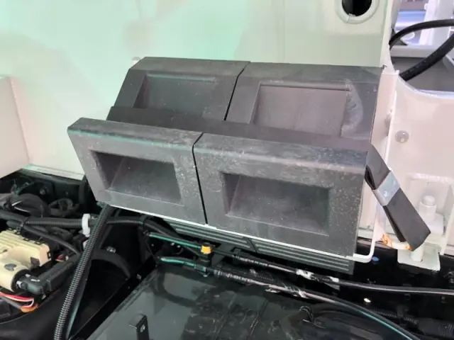 三菱 キャンター 2PG-FEA80(2WD)の写真38