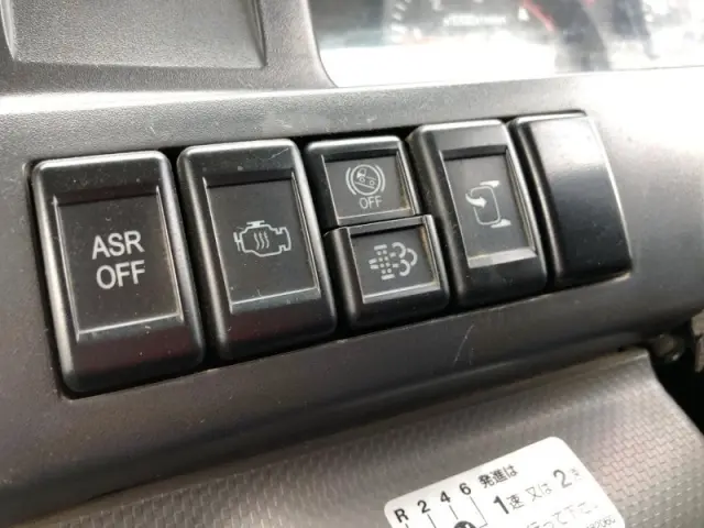 いすゞ エルフ TPG-NKR85AN(2WD)の写真14