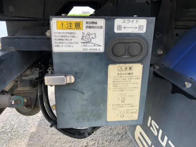 いすゞ エルフ TPG-NKR85AN(2WD)の写真34