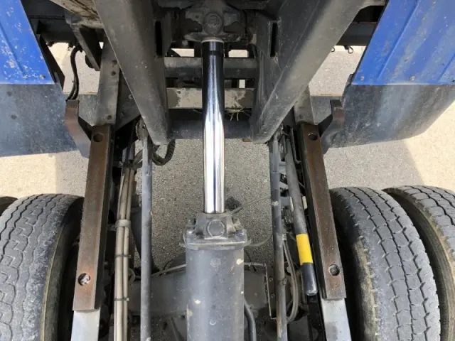 いすゞ エルフ TPG-NKR85AN(2WD)の写真38
