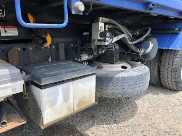 いすゞ エルフ TPG-NKR85AN(2WD)の写真46
