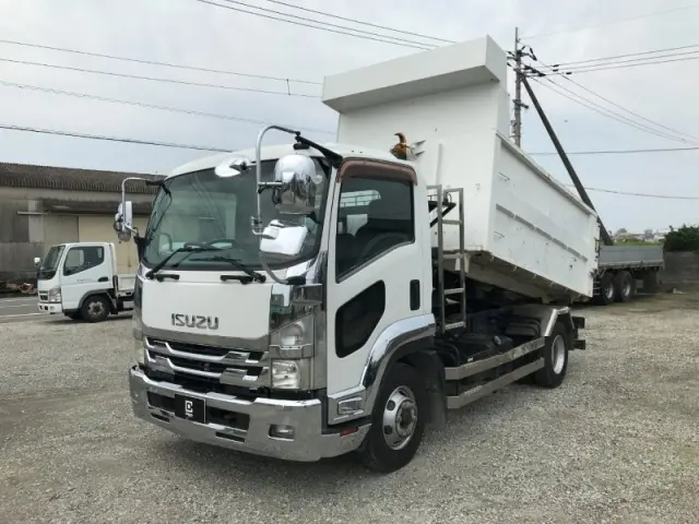 いすゞ フォワード TKG-FRR90S2(2WD)の写真1
