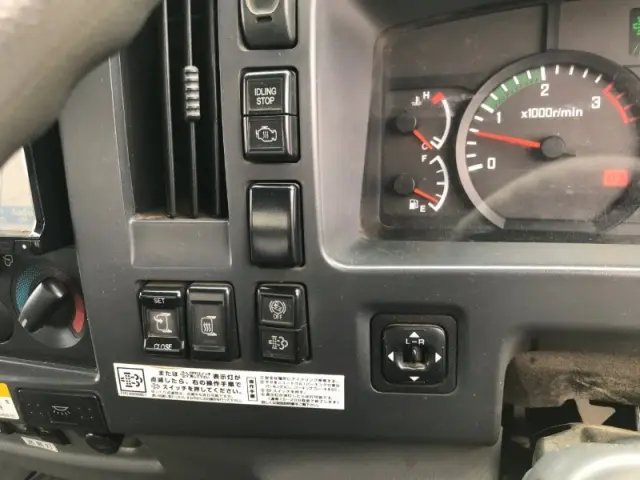 いすゞ フォワード TKG-FRR90S2(2WD)の写真12