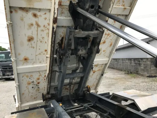 いすゞ フォワード TKG-FRR90S2(2WD)の写真28