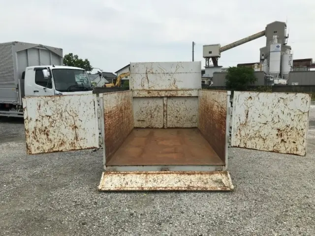 いすゞ フォワード TKG-FRR90S2(2WD)の写真31