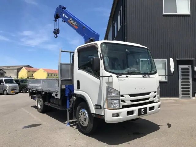 いすゞ エルフ 2RG-NPR88YN(2WD)の写真2