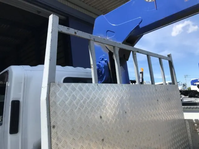 いすゞ エルフ 2RG-NPR88YN(2WD)の写真33