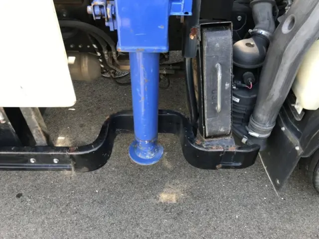 いすゞ エルフ 2RG-NPR88YN(2WD)の写真36