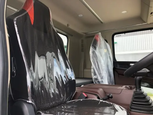 日野 レンジャー 2KG-FE2ACA(2WD)の写真10