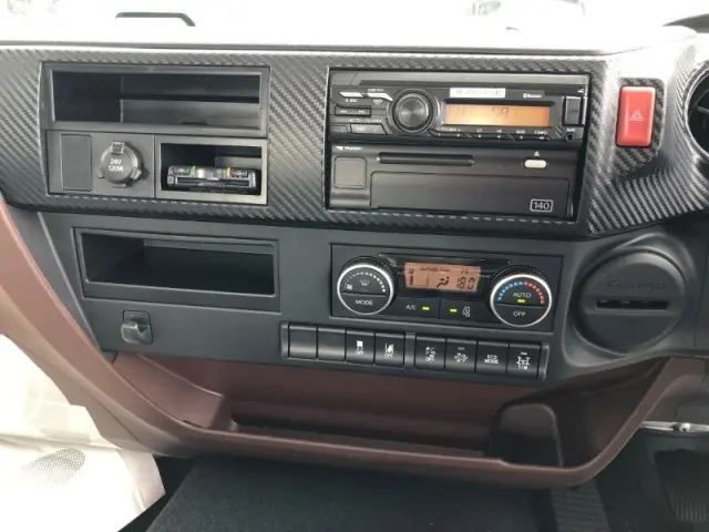 日野 レンジャー 2KG-FE2ACA(2WD)の写真13