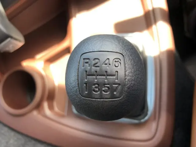 日野 プロフィア 2DG-FS1AJE(6x4)の写真12