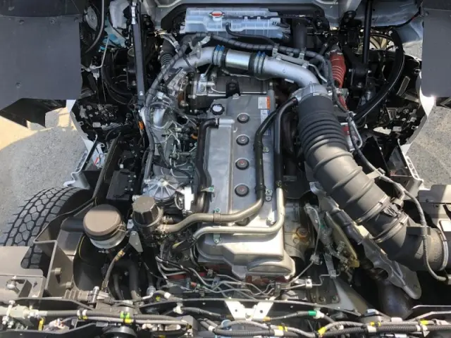 日野 プロフィア 2DG-FS1AJE(6x4)の写真24