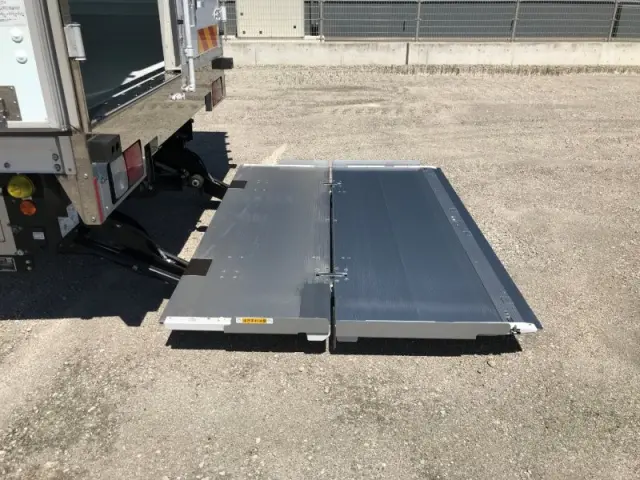 日野 レンジャー 2KG-FD2ABG(2WD)の写真31