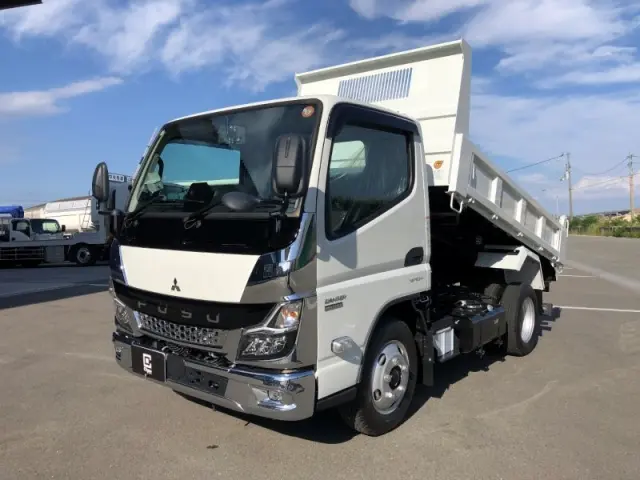 三菱 キャンター 2RG-FBA60(2WD)の写真5