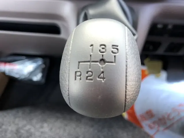 三菱 キャンター 2RG-FBA60(2WD)の写真17