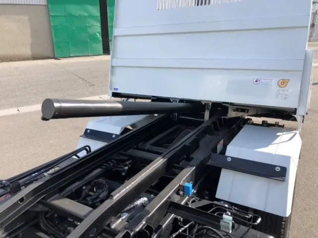 三菱 キャンター 2RG-FBA60(2WD)の写真34