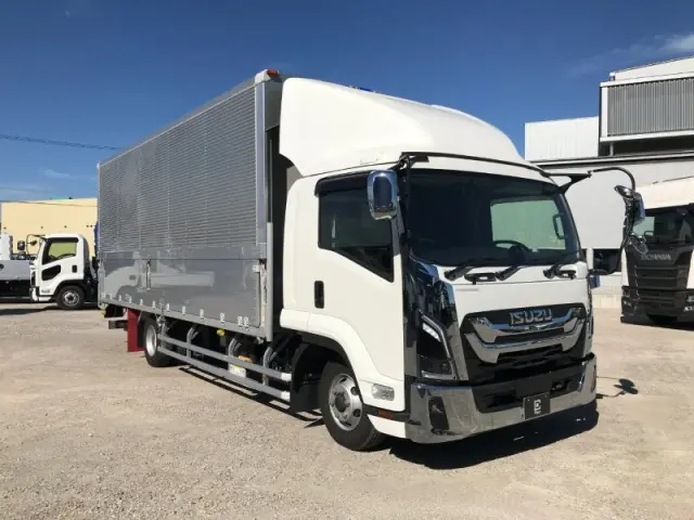 いすゞ フォワード 2RG-FRR90T4(2WD)の写真2