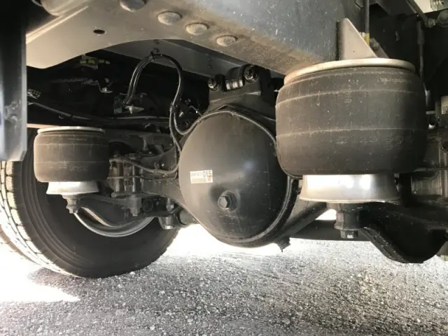 いすゞ フォワード 2RG-FRR90T4(2WD)の写真36