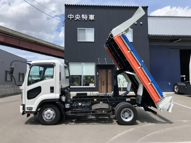 いすゞ フォワード TKG-FRR90S1(2WD)の写真6