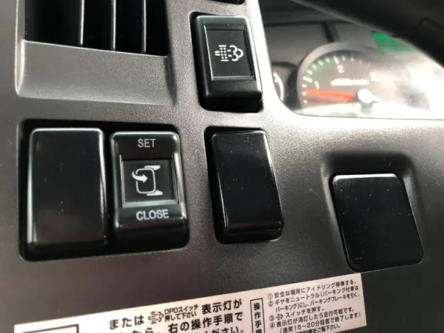 いすゞ フォワード TKG-FRR90S1(2WD)の写真18