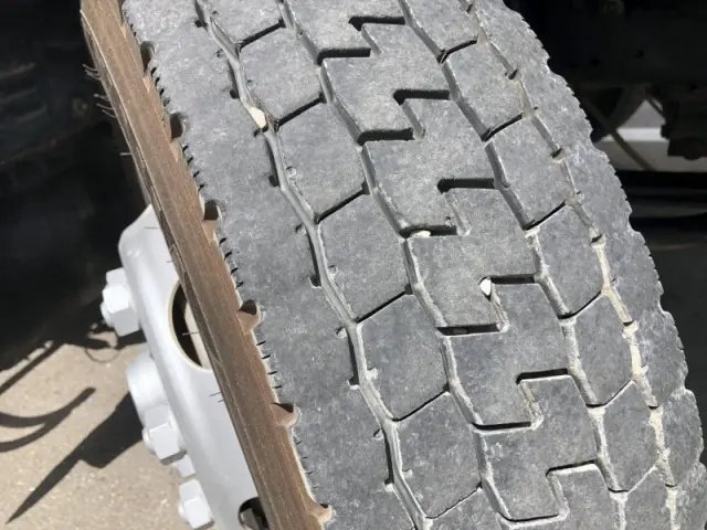 いすゞ フォワード TKG-FRR90S1(2WD)の写真23